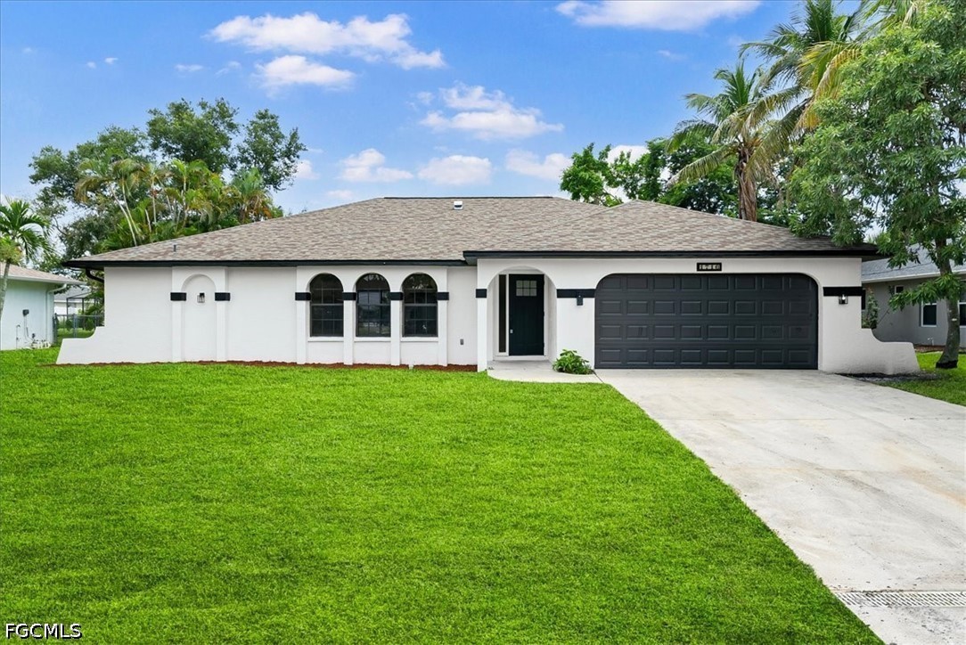 3 Bed SingleFamilyResidence for Sale in Cape Coral, photo 3