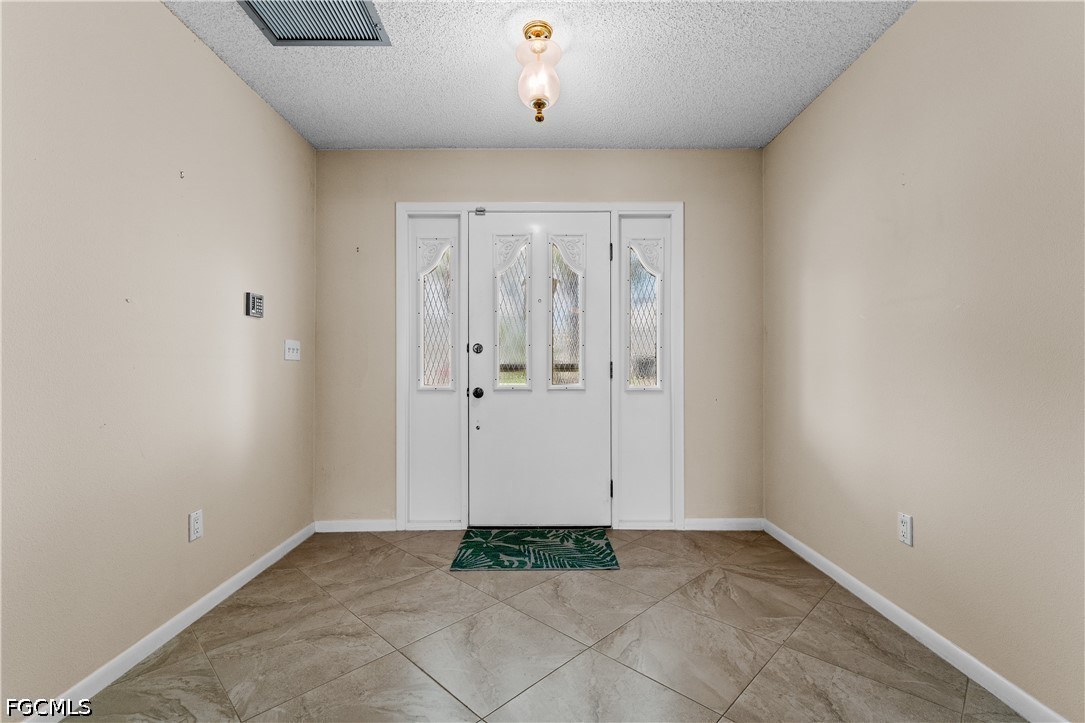 2 Bed Attached for Sale in Brandywine, photo 3