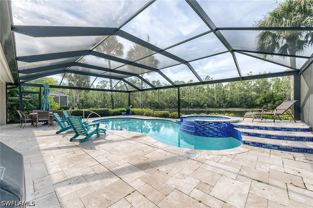 3 Bed Pool Home for Sale in Oak Strand, photo 3