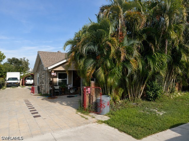 2 Bed SingleFamilyResidence for Sale in Pine Manor, photo 3