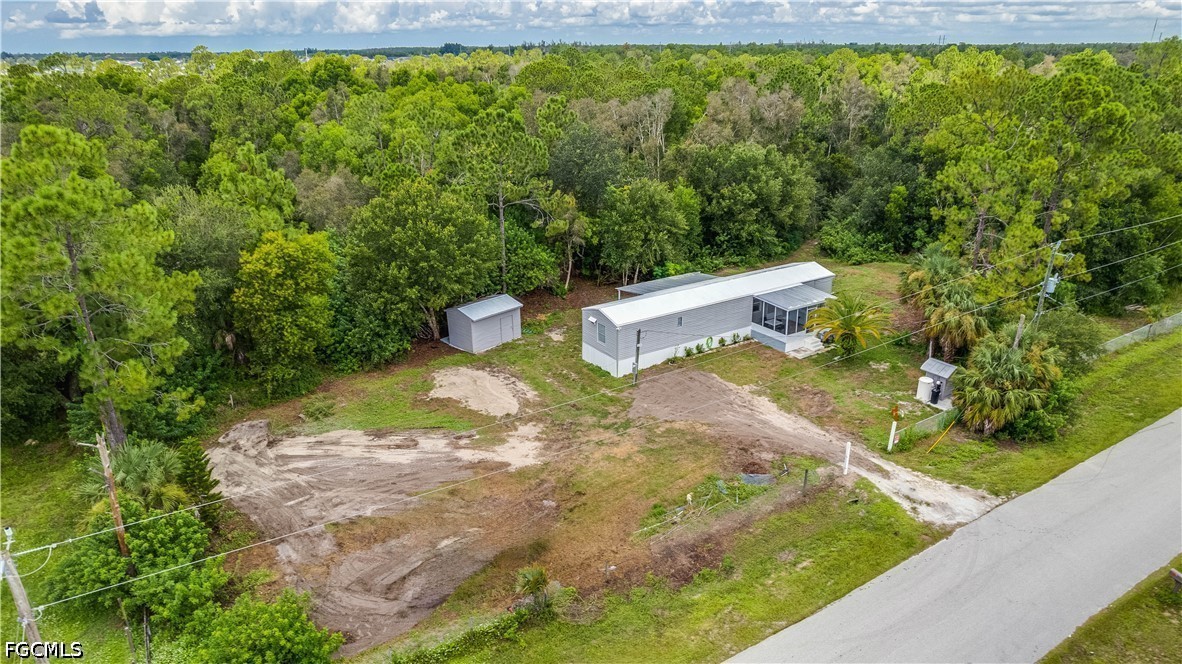 2 Bed ManufacturedHome for Sale in North Fort Myers, photo 3