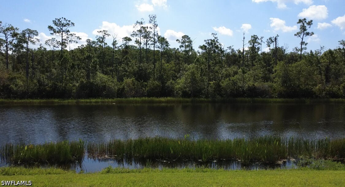 3 Bed Waterfront Home for Sale in Fort Myers, photo 3