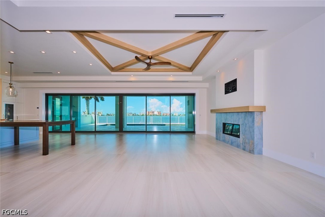 5 Bed Pool Home for Sale in Fort Myers Beach, photo 3