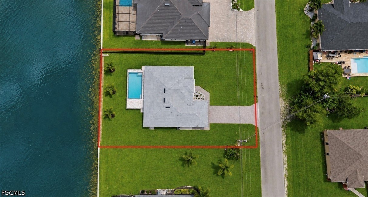 4 Bed Pool Home for Sale in Cape Coral, photo 3