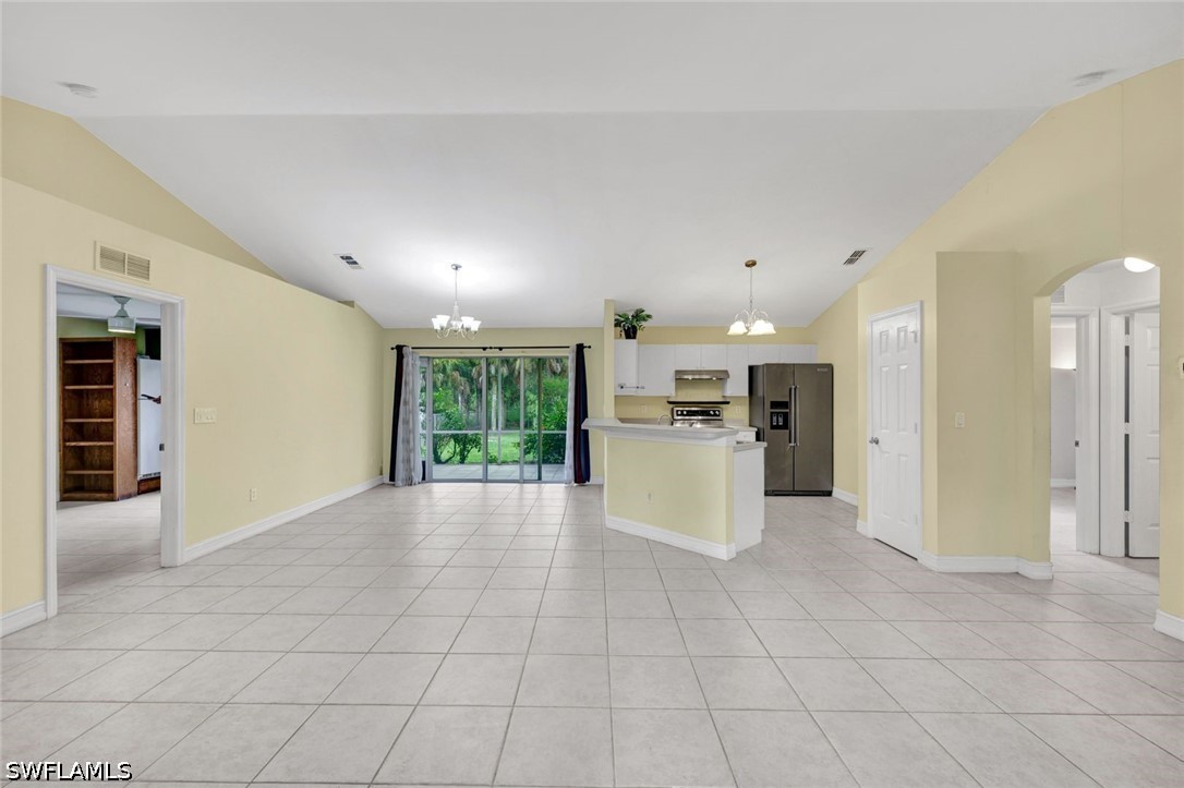 3 Bed SingleFamilyResidence for Sale in Naples, photo 3