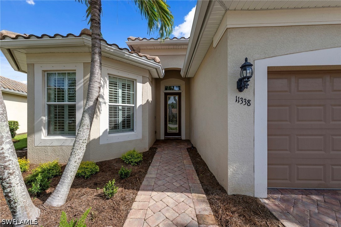 3 Bed Pool Home for Sale in Somerset, photo 3