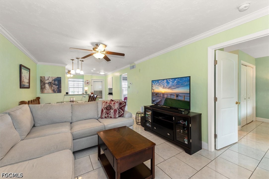 2 Bed Condominium for Sale in Fort Myers, photo 3