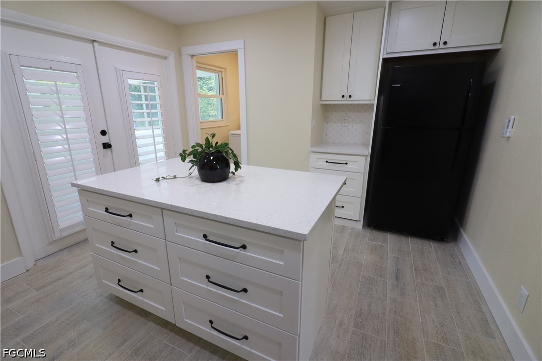 2 Bed SingleFamilyResidence for Sale in Estero, photo 3
