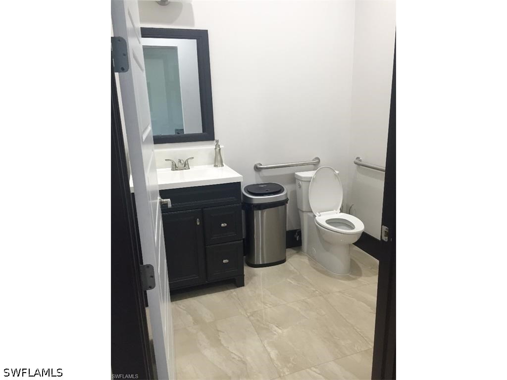 Office for Sale in Naples, photo 3
