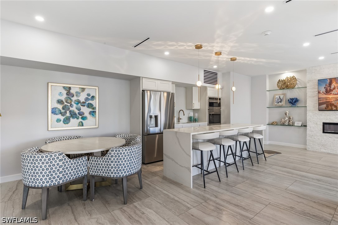 Condominium for Sale in Vanderbilt Towers, photo 3
