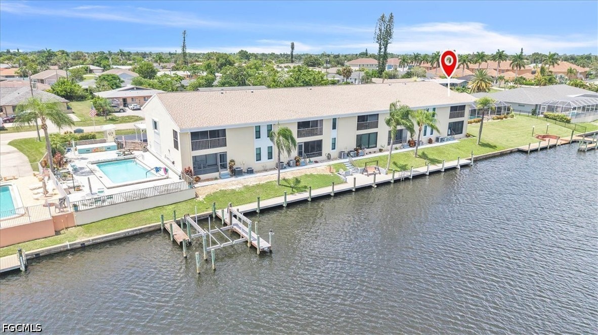 2 Bed Waterfront Home for Sale in Cape Coral, photo 3