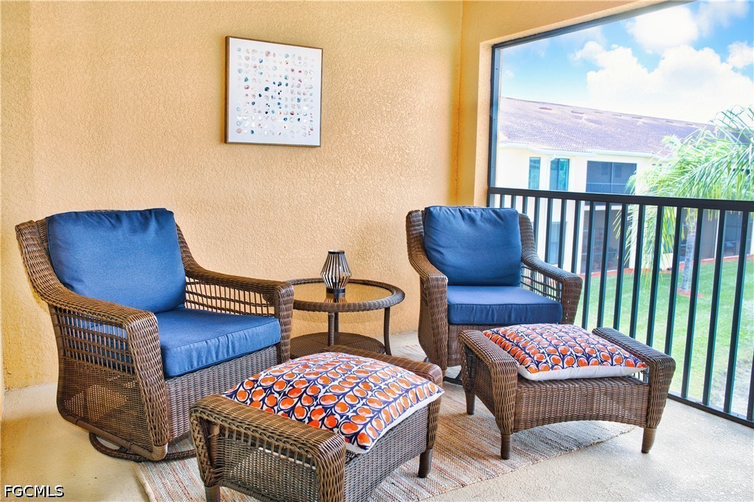 2 Bed Waterfront Home for Sale in Palmetto Cove, photo 3