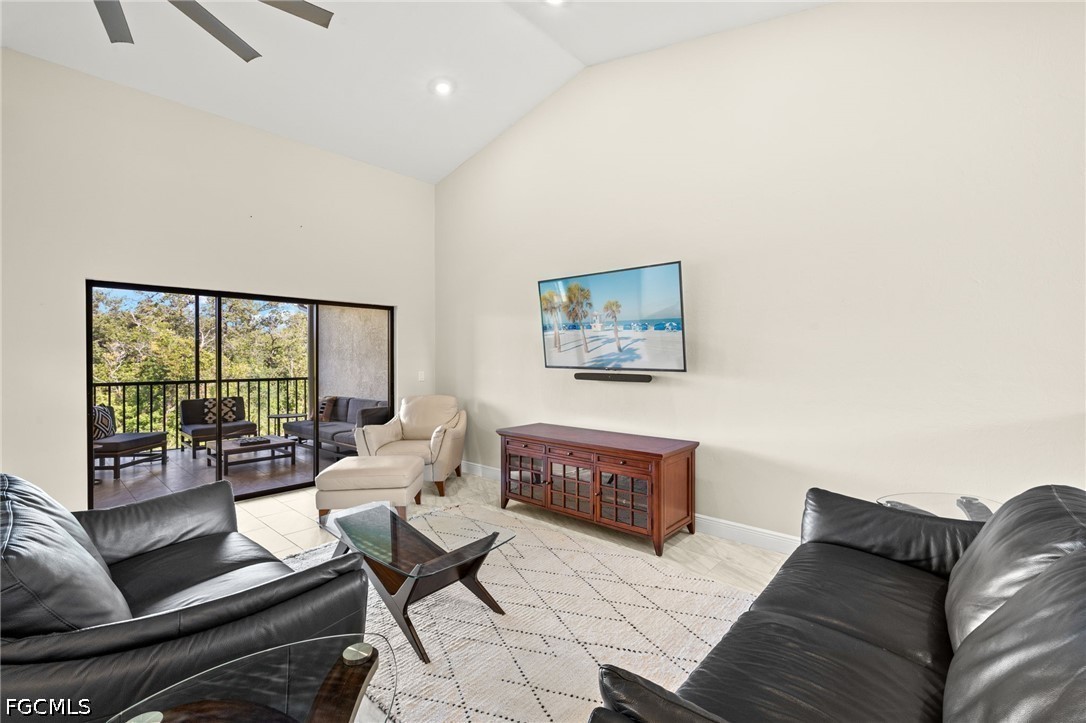 3 Bed Attached for Sale in Fort Myers, photo 3
