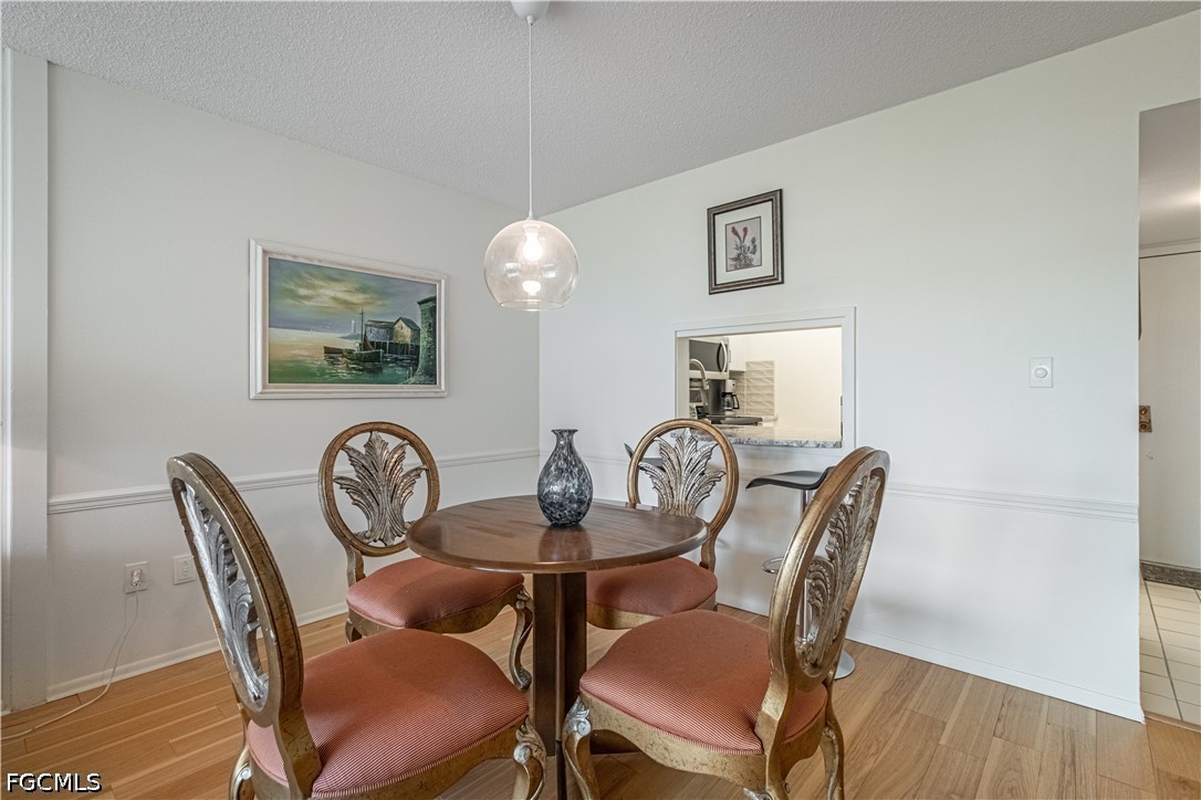 1 Bed Condominium for Sale in Seven Lakes, photo 3