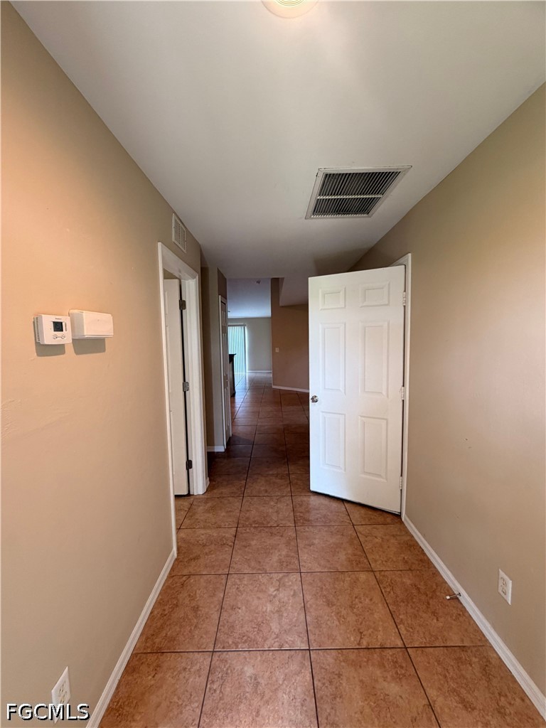 2 Bed Duplex for Sale in Lehigh Estates, photo 3