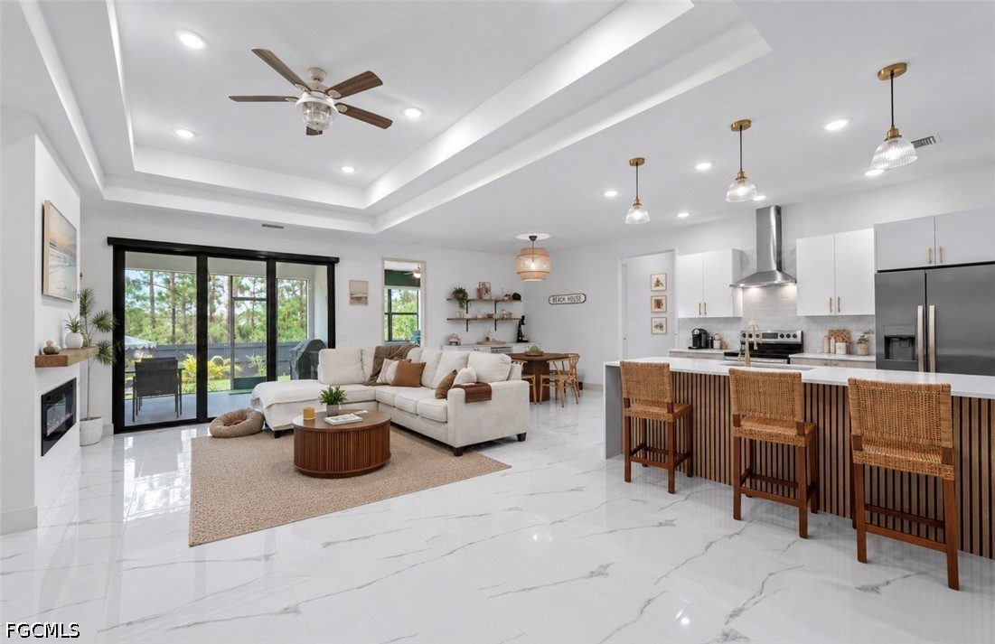 4 Bed SingleFamilyResidence for Sale in Lehigh Acres, photo 3