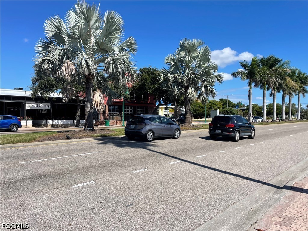 Office for Sale in Cape Coral, photo 3