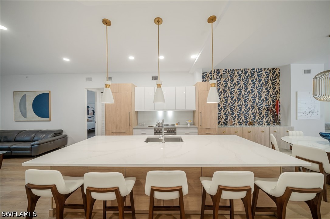 2 Bed Condominium for Sale in Breakwater, photo 3