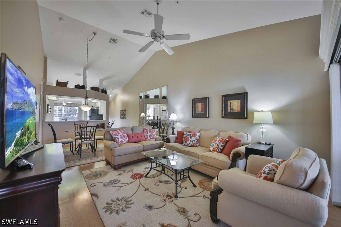 2 Bed Condominium for Sale in Bonita Springs, photo 3