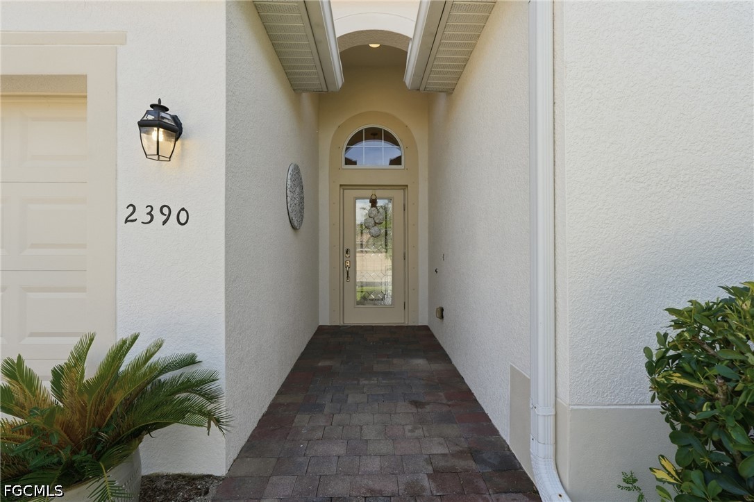 4 Bed Pool Home for Sale in Naples, photo 3