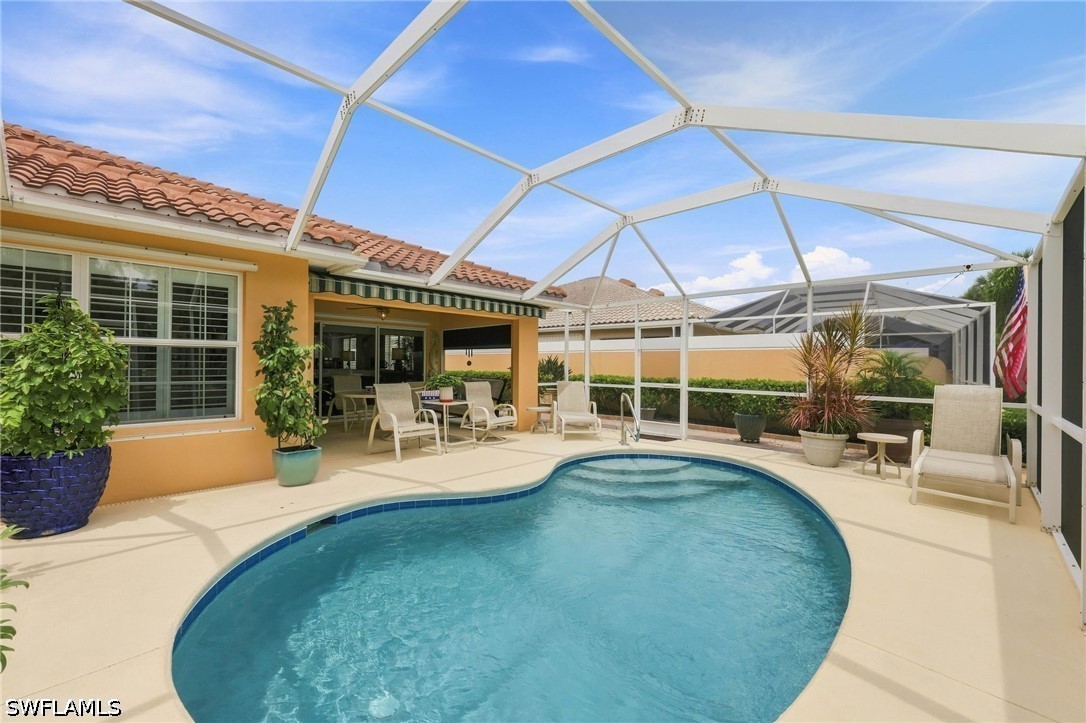 2 Bed Pool Home for Sale in Verona Walk, photo 3