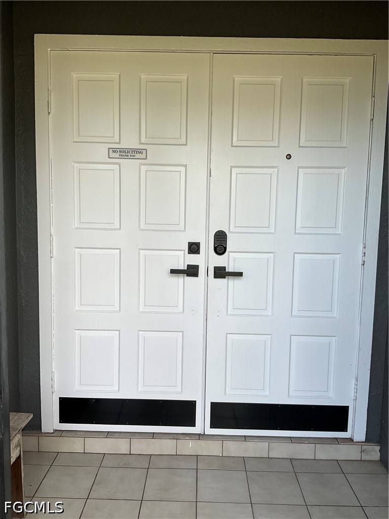 3 Bed Pool Home for Sale in Cape Coral, photo 3