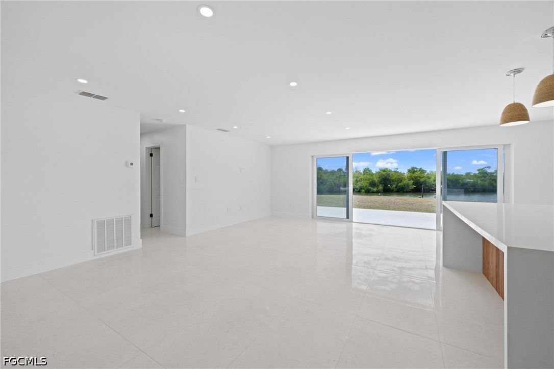 3 Bed Waterfront Home for Sale in Other, photo 3