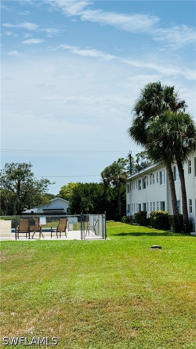 2 Bed Condominium for Sale in Royal Palm Point, photo 3