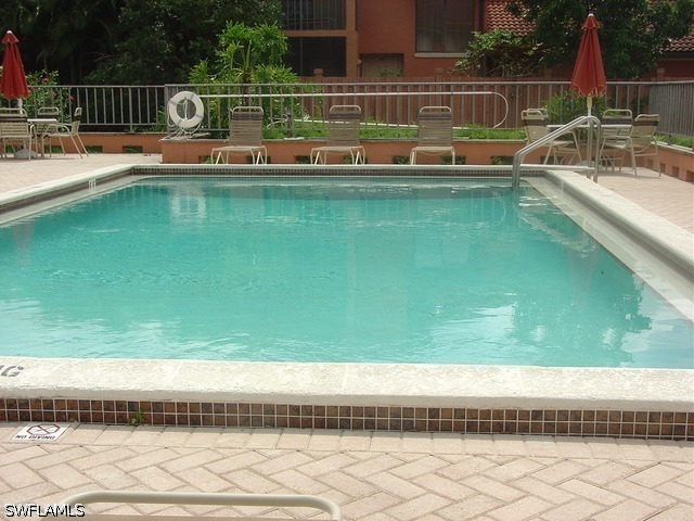2 Bed Condominium for Sale in Sharondale, photo 3