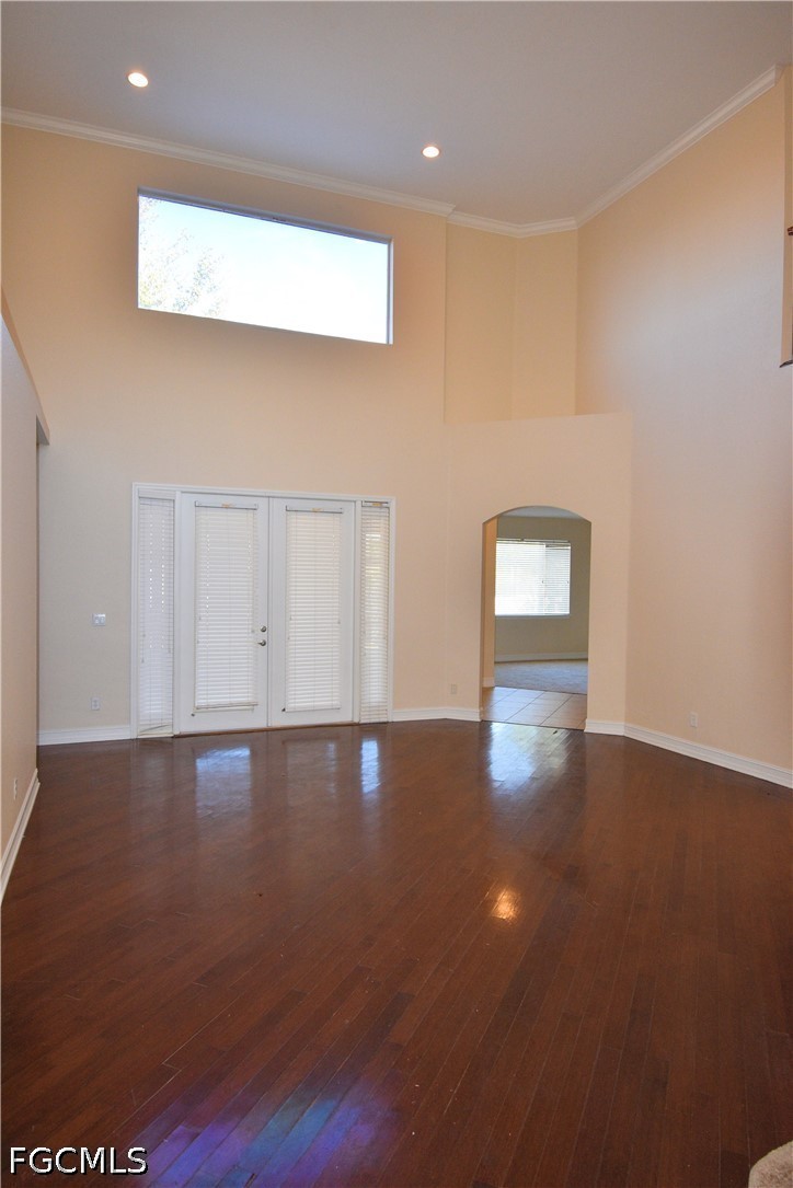 4 Bed SingleFamilyResidence for Sale in Cape Coral, photo 3
