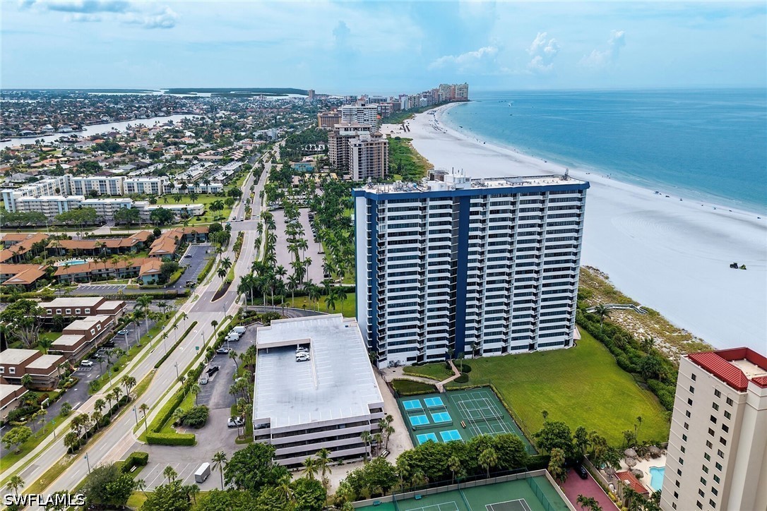 2 Bed Waterfront Home for Sale in Marco Island, photo 3