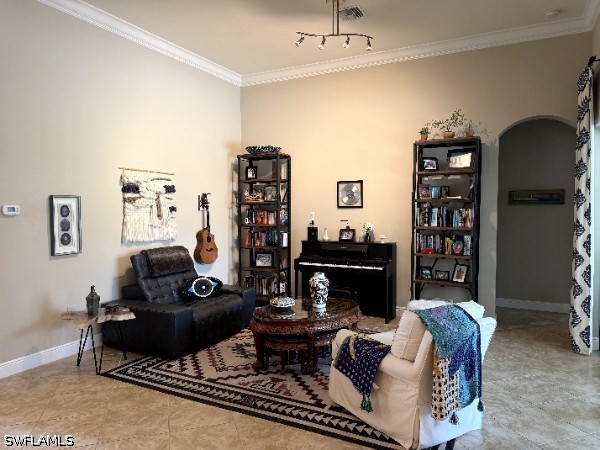 3 Bed Pool Home for Sale in Cypress Bend, photo 3