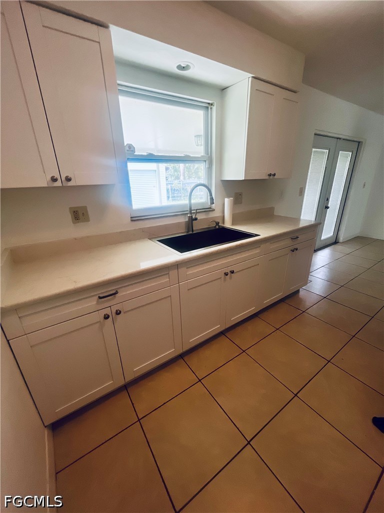 3 Bed SingleFamilyResidence for Sale in Lehigh Acres, photo 3