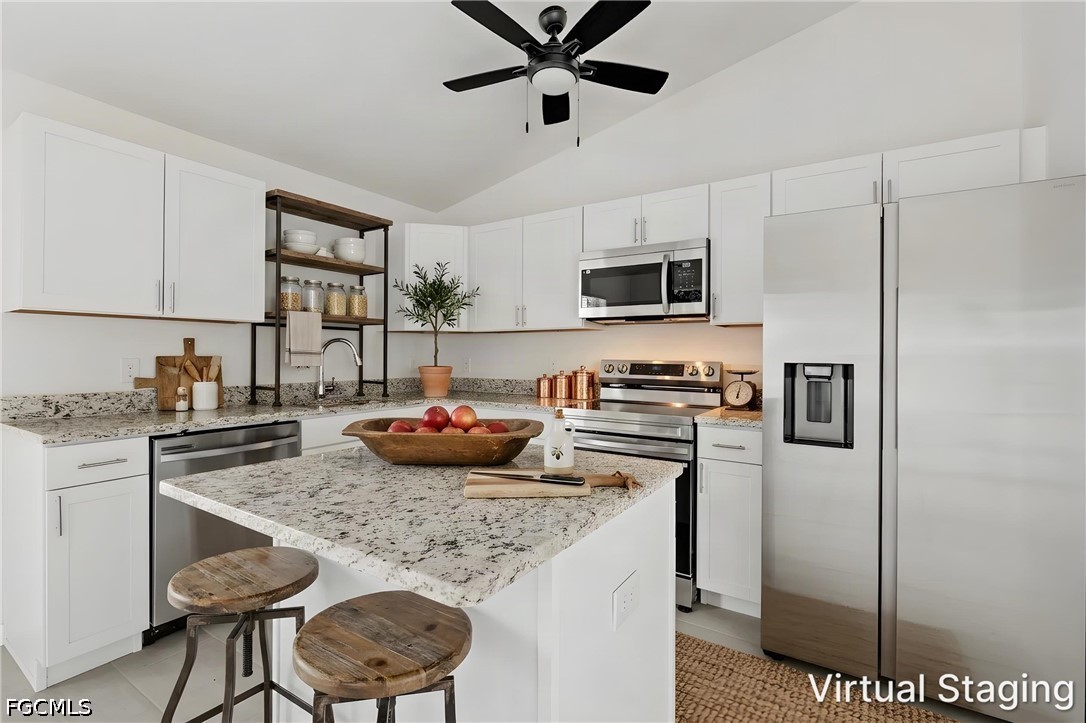 3 Bed Waterfront Home for Sale in Cape Coral, photo 3