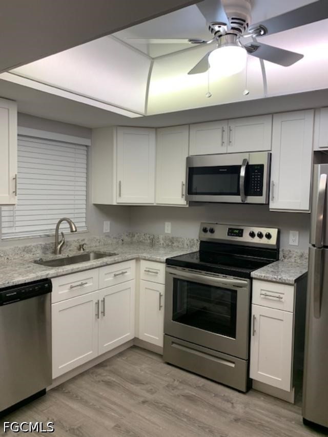 2 Bed Condominium for Sale in Fort Myers, photo 3