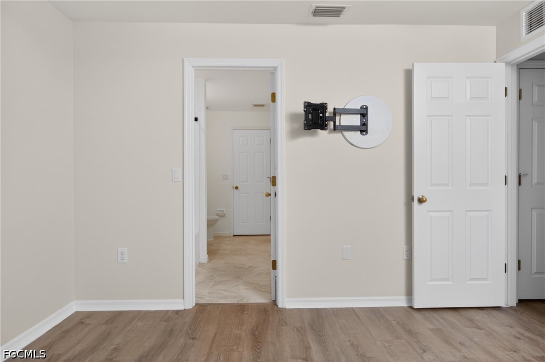 3 Bed SingleFamilyResidence for Sale in Bonita Springs, photo 3