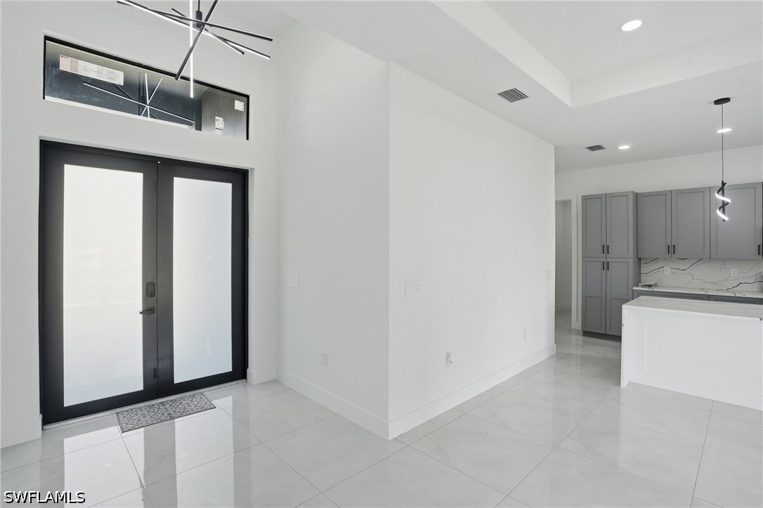 3 Bed SingleFamilyResidence for Sale in Lehigh Acres, photo 3