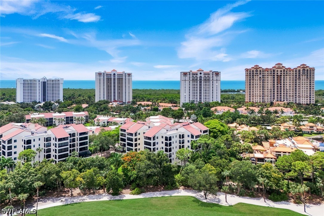 2 Bed Condominium for Sale in Naples, photo 3