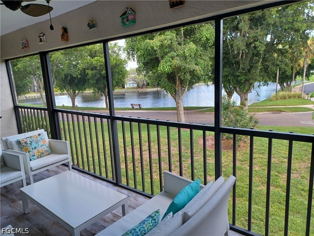 3 Bed Condominium for Sale in Steamboat Bend, photo 3