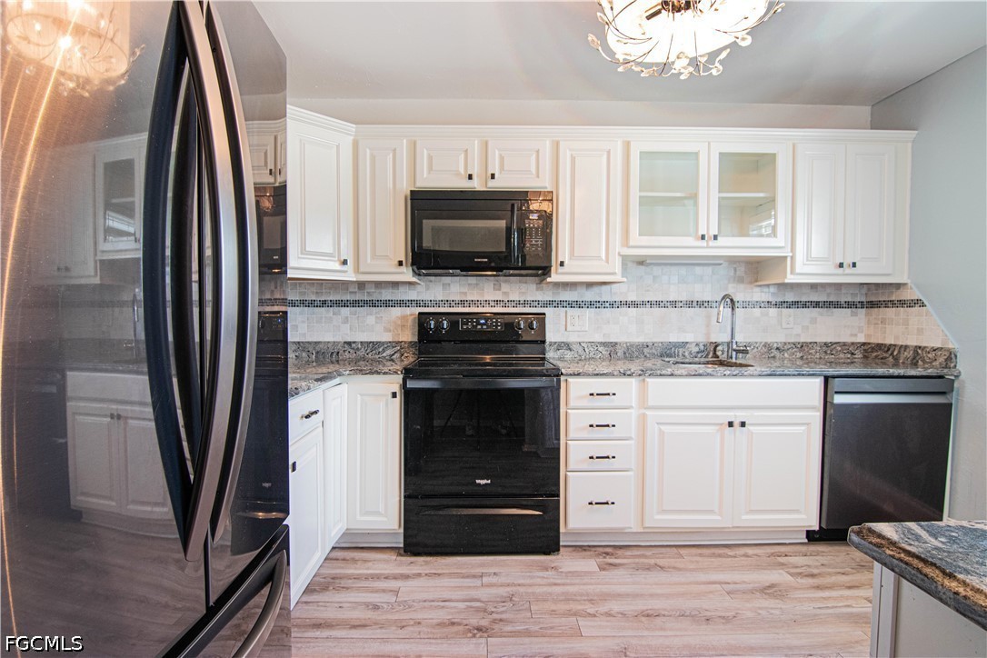 2 Bed Condominium for Sale in Fort Myers, photo 3