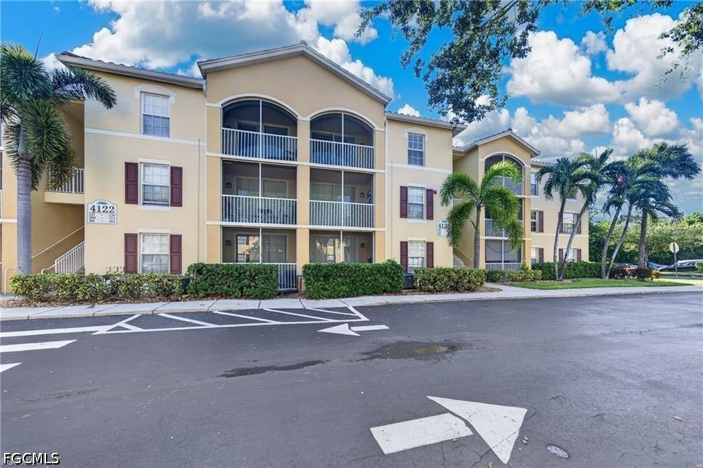 1 Bed Condominium for Sale in The Residence, photo 3