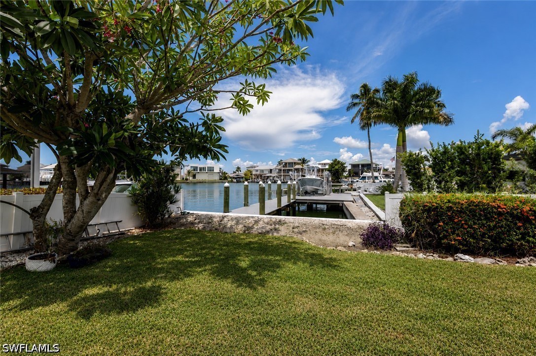 2 Bed Waterfront Home for Sale in Naples, photo 3