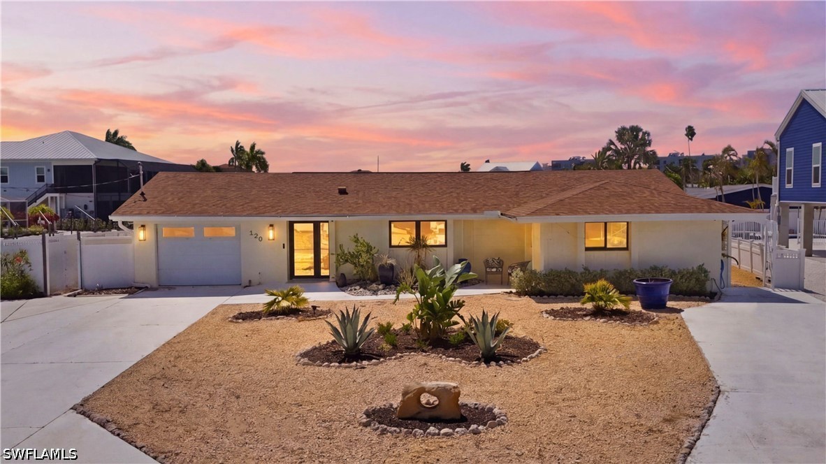 3 Bed Pool Home for Sale in Fairview Isles, photo 3