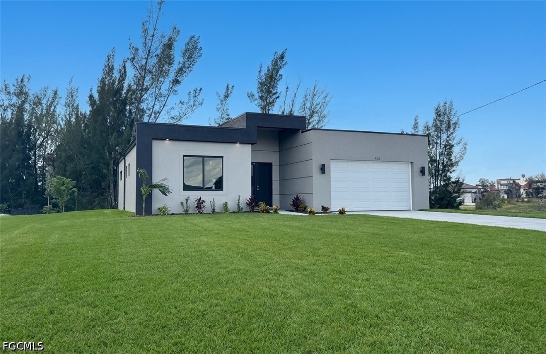 4 Bed SingleFamilyResidence for Sale in Cape Coral, photo 3