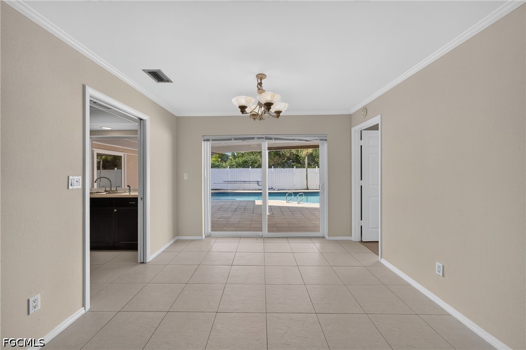3 Bed Pool Home for Sale in Cape Coral, photo 3
