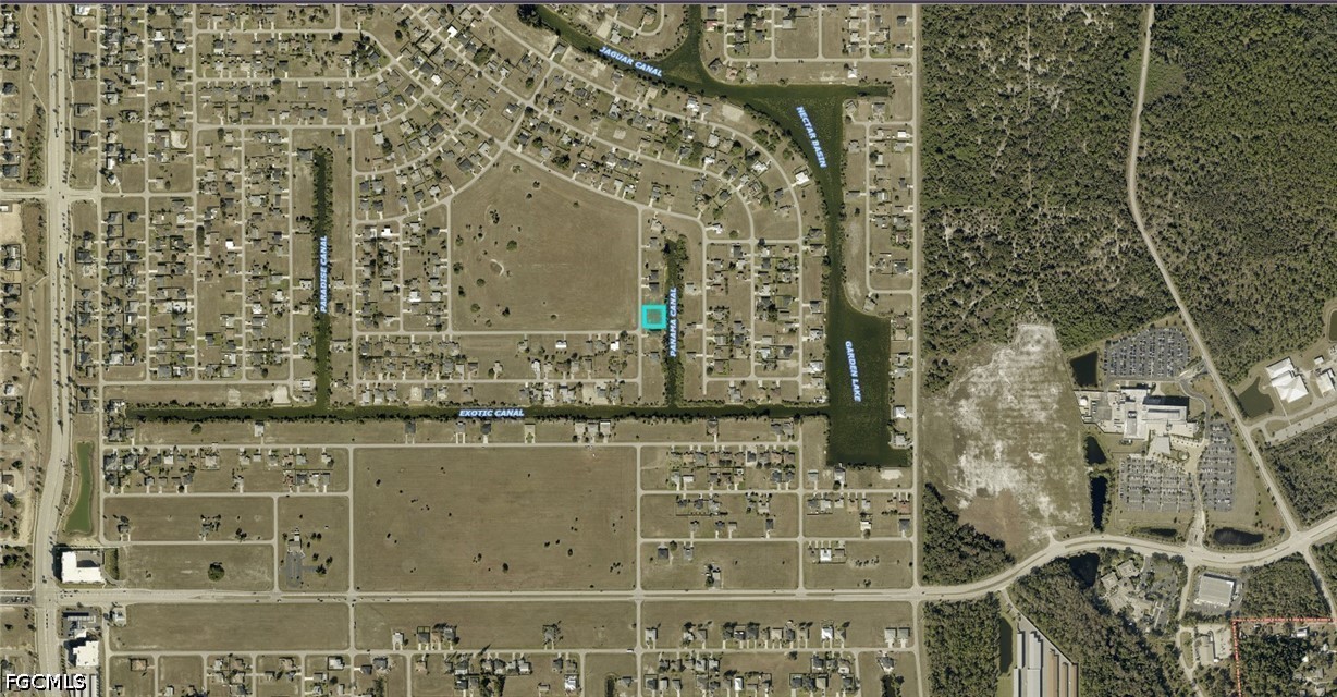 Waterfront Home for Sale in Cape Coral, photo 3