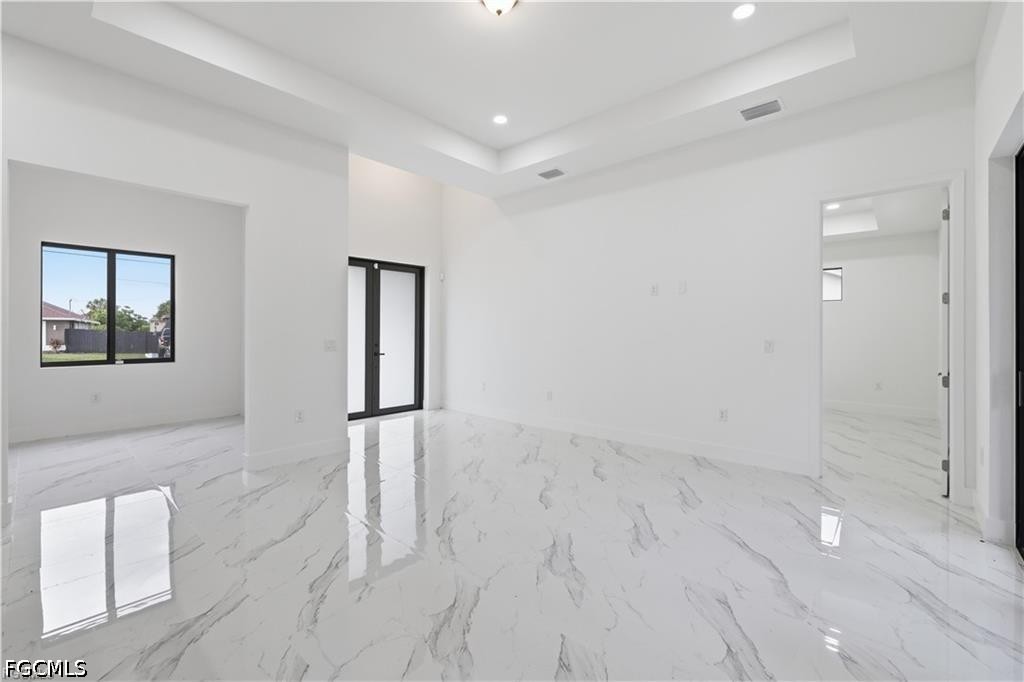 4 Bed SingleFamilyResidence for Sale in Lehigh Acres, photo 3