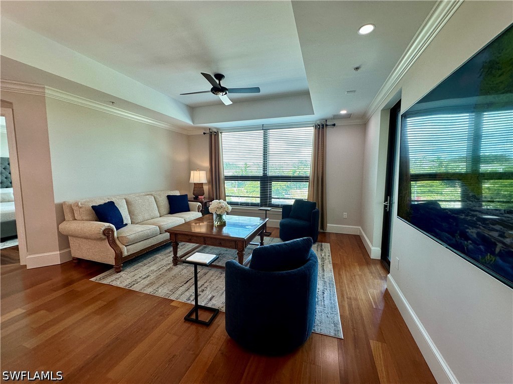2 Bed Condominium for Sale in The Strada, photo 3