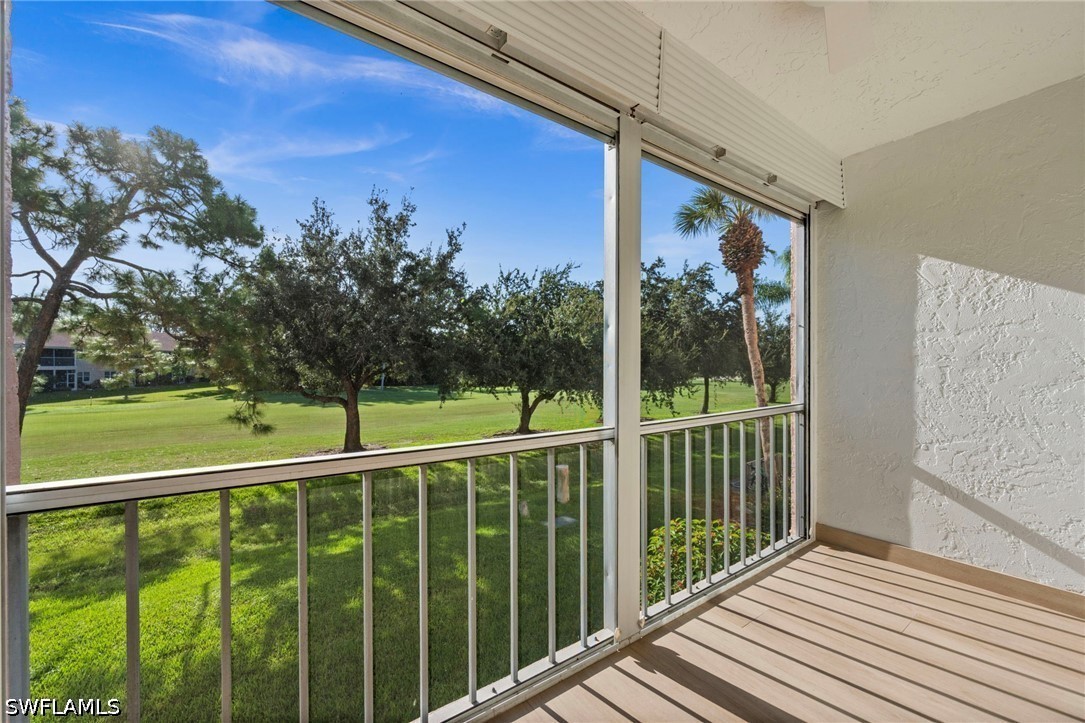 1 Bed Condominium for Sale in Naples, photo 3