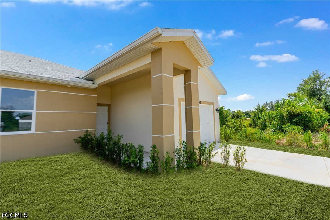 6 Bed Duplex for Sale in Lehigh Acres, photo 3
